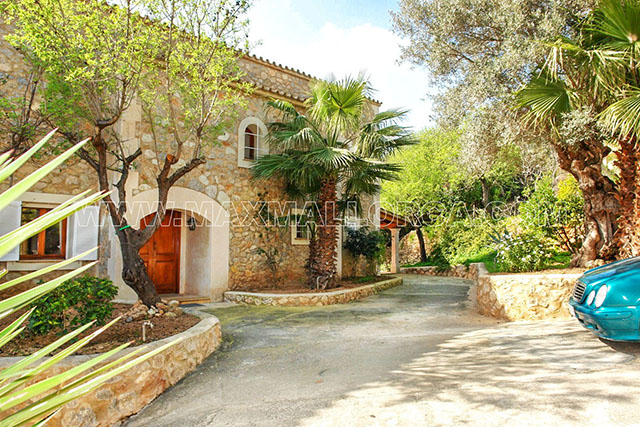 modern_villa_finca_land_haus_mallorca_port_andratx_garten_pool_puerto_10.jpg