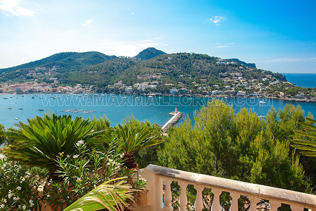 mallorca_puerto_de_andratx_master_pent_house_etage_a_a_a_sea_view_first_location_real_estate_max_mallorca_blick_pool_apartment_004_05.jpg