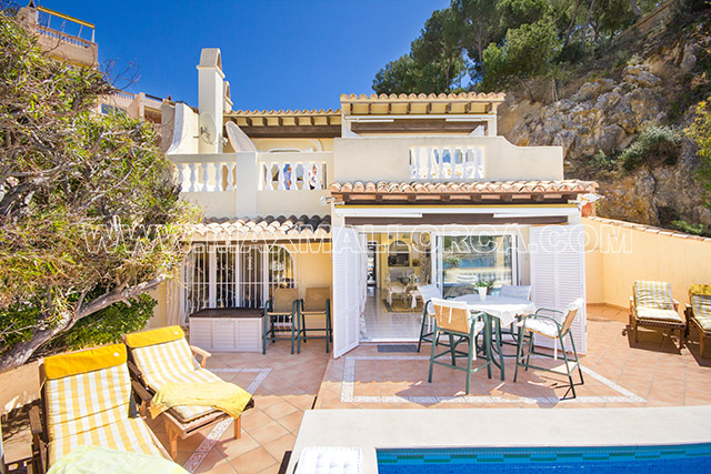 mallorca_villa_camp_de_mar_golf_de_andratx_beach_strand_real_estate_immobilie_max_mallorca_first_sea_line_property_meer_strand__02.jpg