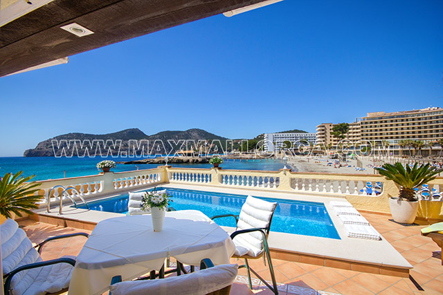 mallorca_villa_camp_de_mar_golf_de_andratx_beach_strand_real_estate_immobilie_max_mallorca_first_sea_line_property_meer_strand__06.jpg