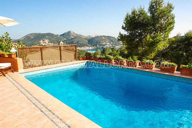 puert_de_andratx_port_villa_montport_calle_max_mallorca_real_estate_for_sale_immobilie_makler_property_13.jpg