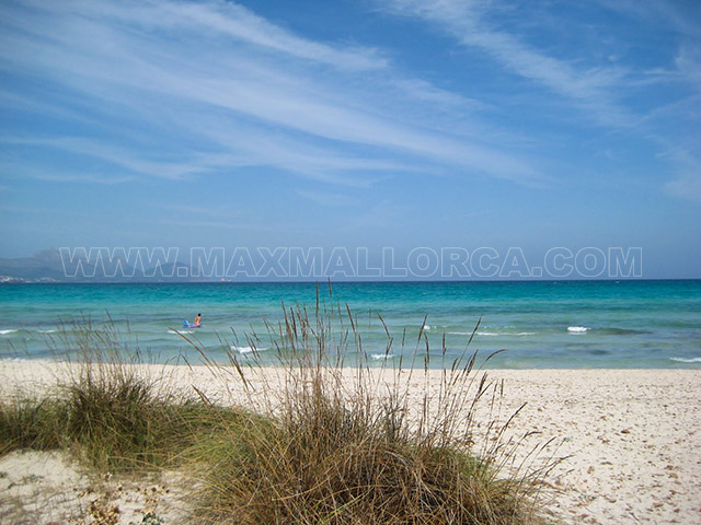 mallorca_villa_finca_land_gut_sitz_residence_private_palma_de_mallorca_les_grand_deux_golf_sonne_meer_sea_beach_puig_major_muro_playa_beach_strand_002.jpg