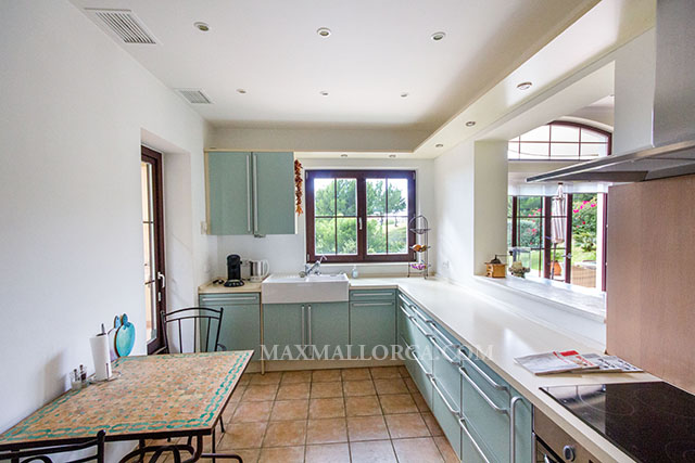 villa_bendinat_house_haus_big_real_estate_max_mallorca_golf_for_sale_27.jpg