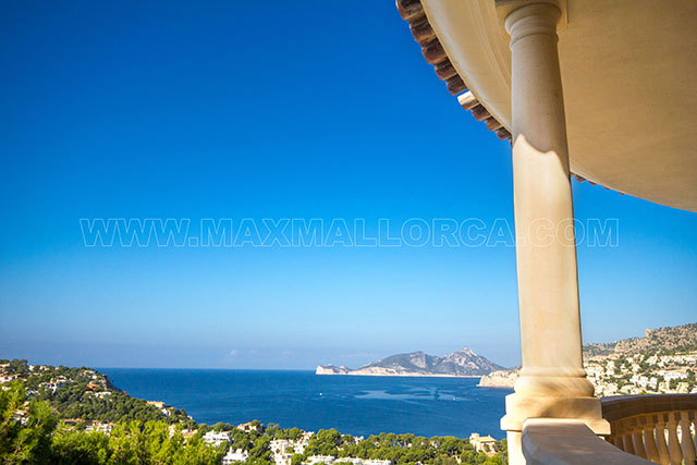 villa_puerto_de_andratx_port_for_sale_first_villa_mallorca_casa_bonita_marmacen_mallorca_bang_olufsen_loewe_philips_eberle_kueppersbusch_braun_26.jpg