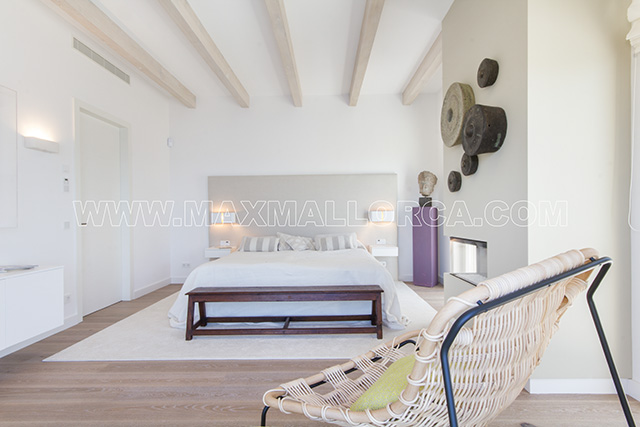 villa_puerto_andratx_puesta_del_sol_cala_llamp_mallorca_beach_club_sunset_max_mallorca_06.jpg