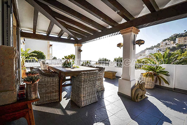 villa_puerto_de_andratx_real_estate_max_mallorca_first_class_location_sea_view_09.jpg