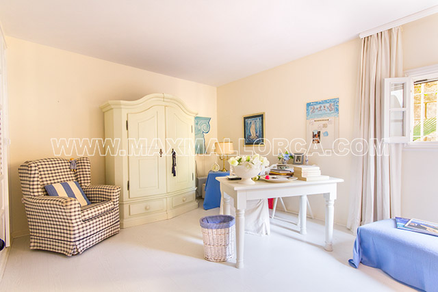 apartment_real_golf_bendinat_puerto_portals_near_by_tristan_beach_club_spoon_capuccino_restaurant_ritzi_port_adriano_madavall_hotel_wellis_real_estate_max_mallorca_09.jpg