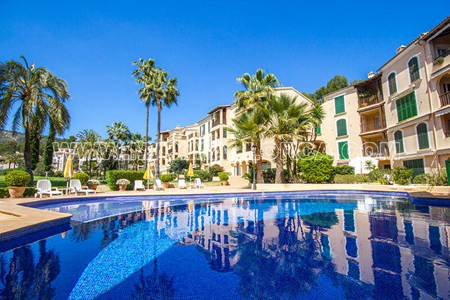 apartment_real_golf_bendinat_puerto_portals_near_by_tristan_beach_club_spoon_capuccino_restaurant_ritzi_port_adriano_madavall_hotel_wellis_real_estate_max_mallorca_16.jpg