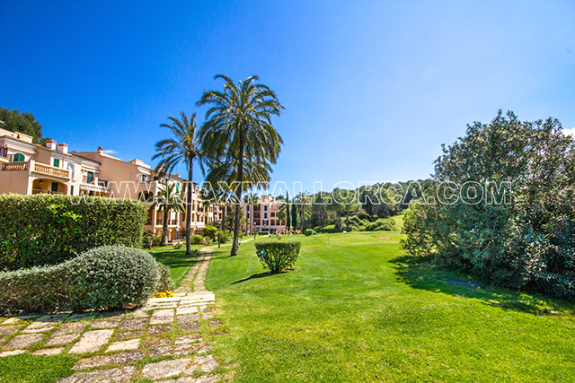 apartment_real_golf_bendinat_puerto_portals_near_by_tristan_beach_club_spoon_capuccino_restaurant_ritzi_port_adriano_madavall_hotel_wellis_real_estate_max_mallorca_23.jpg