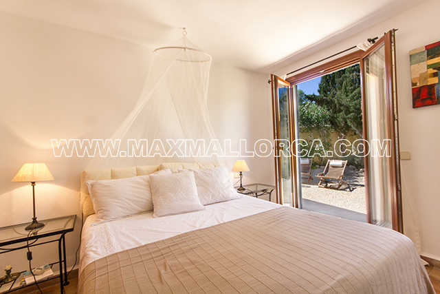 villa_house_haus_sarraco_real_estate_for_sale_zu_verkaufen_max_mallorca_finca_pool_land_sa_clota_andratx_14.jpg