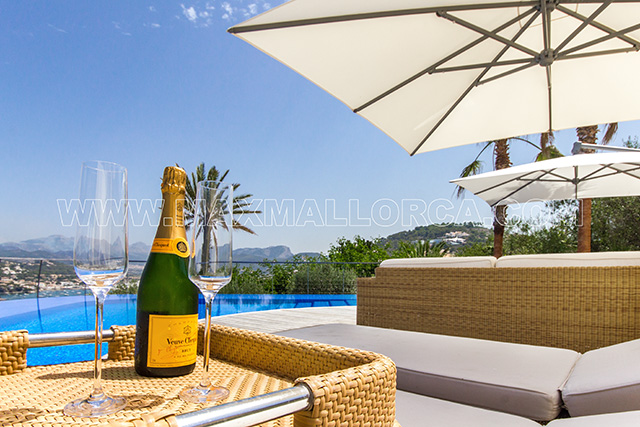 villa_mimosa_puerto_de_andratx_mallorca_max_mallorca_real_estate_luxury_rental_46.jpg