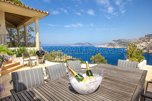 villa_mimosa_puerto_de_andratx_mallorca_max_mallorca_real_estate_luxury_rental_49.jpg