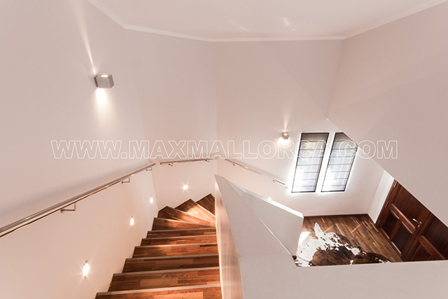 villa_marmacen_puerto_de_andratx_mallorca_villa_family_max_mallorca_real_estate_immobilie_makler_private_property_first_class_pool_sea_view_luxury_25a.jpg