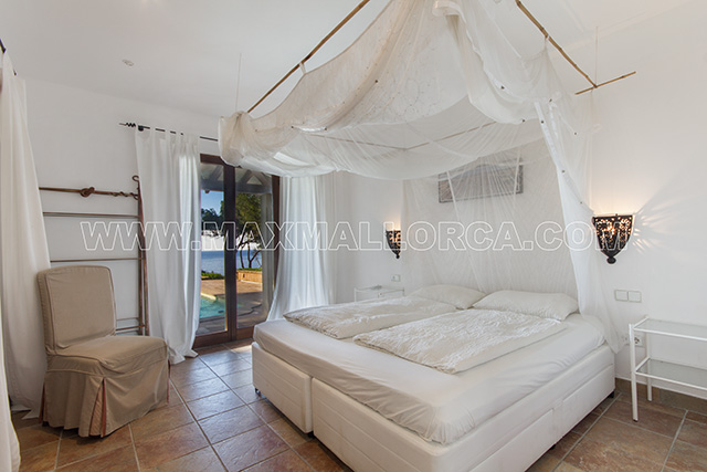 mallorca_villa_puerto_andratx_la_mola_sea_view_pool_port_andratx_real_estate_property_first_class_10.jpg