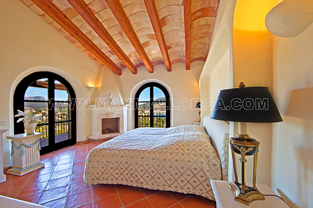 mallorca_villa_stein_finca_cala_moragues_port_andratx_puerto_pool_sea_view_07.jpg